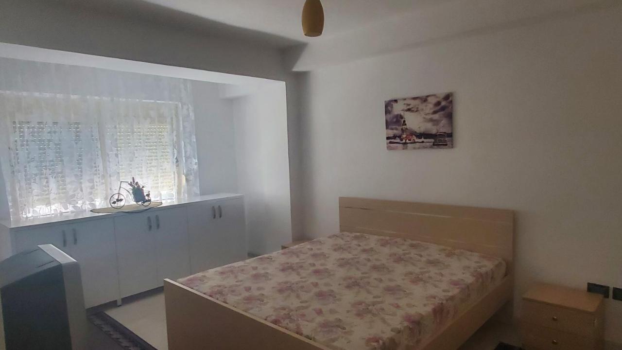 Olsi Apartment Vlorë Екстериор снимка